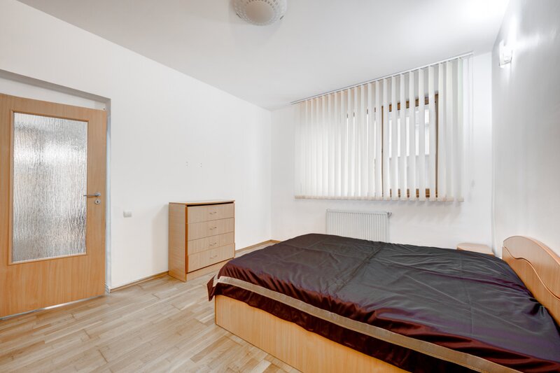 Drumul Taberei, Parc Brancusi, imobil 2009, centrala proprie