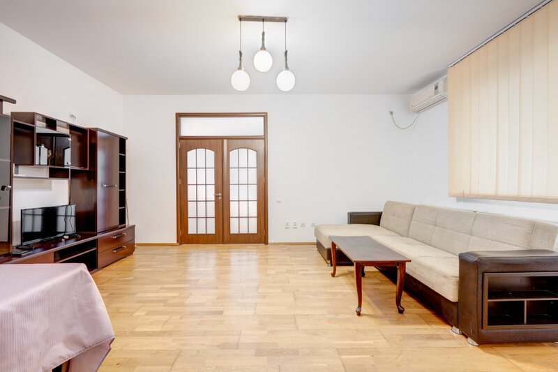 Drumul Taberei, Parc Brancusi, imobil 2009, centrala proprie